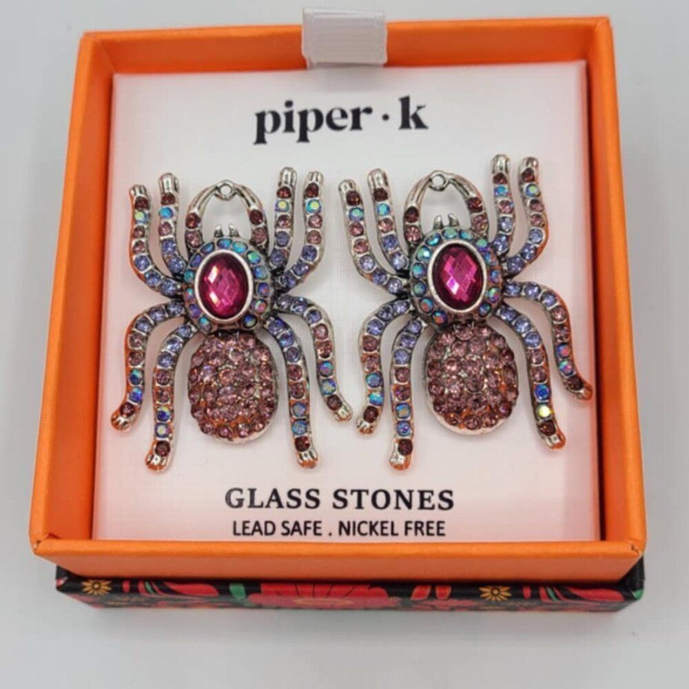 Piper K Pink Spider Stud Earrings NWT!  NEW!  HALLOWEEN - Picture 4 of 5